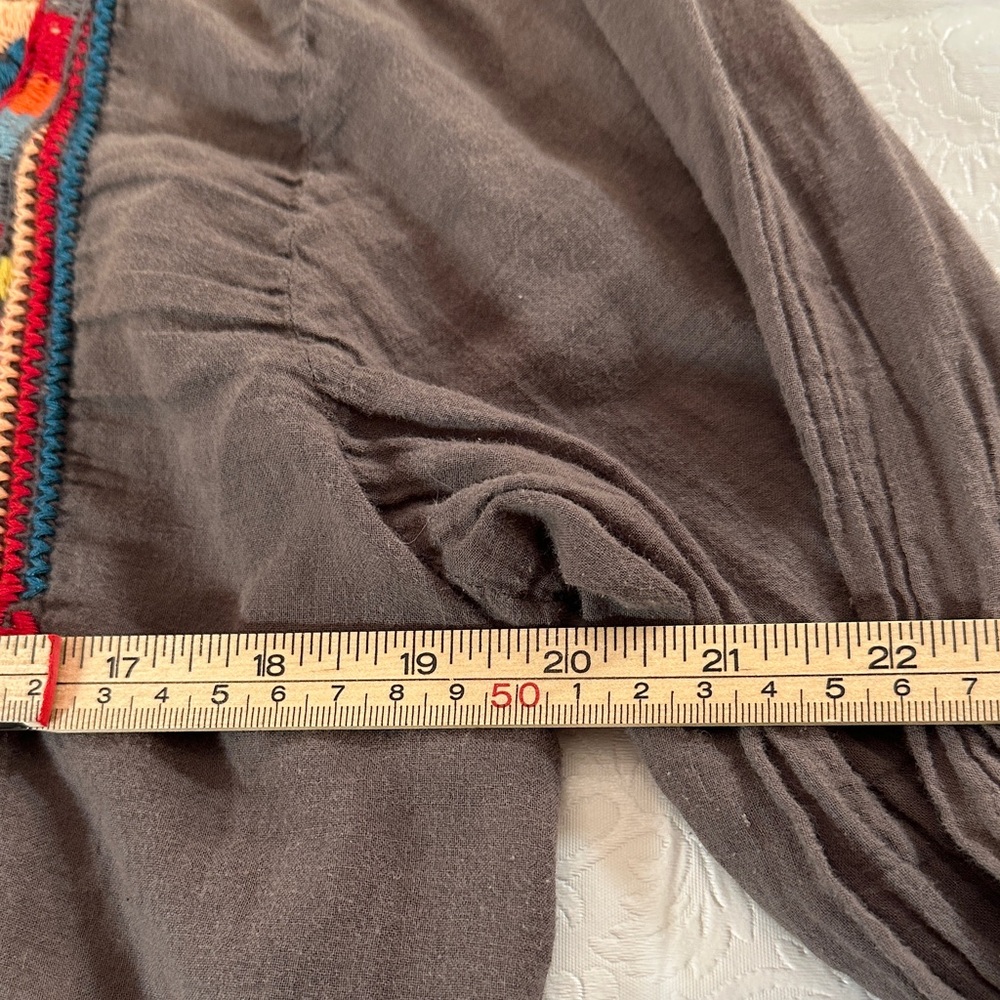 Embroidered Gray Top with Multicolor Accents - Picture 10 of 11